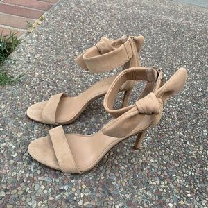 Banana Republic Nude heels